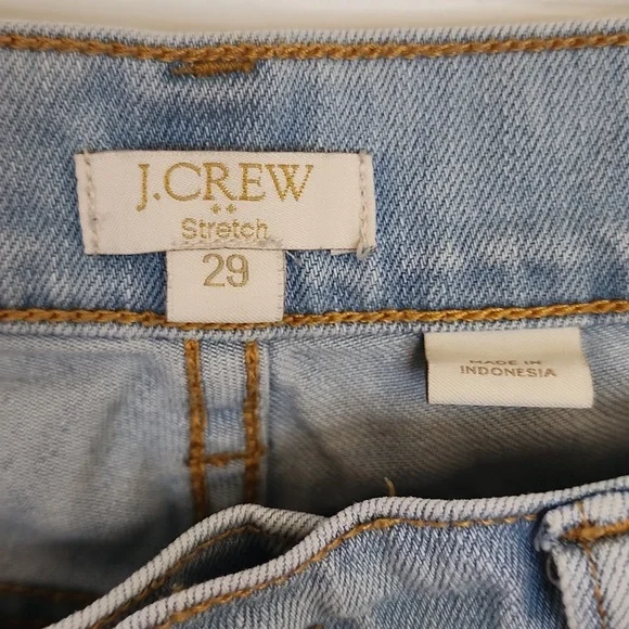 J. CREW Stretch Light Wash Denim. Style C6022.‎ Size 29. - Picture 2 of 7
